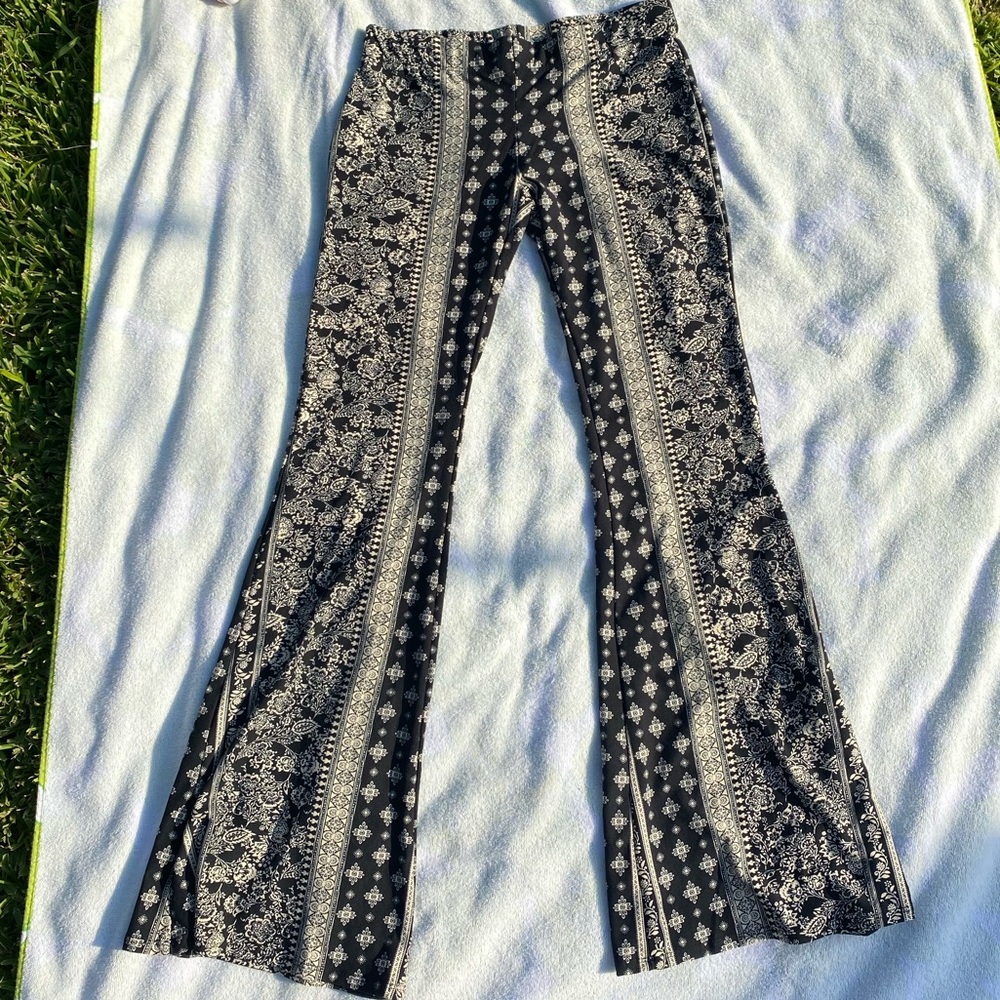 Vibe Boho Cloth Bellbottoms